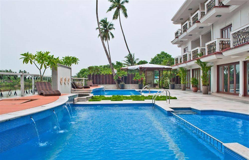 White Pearl Suites Arpora Exterior photo